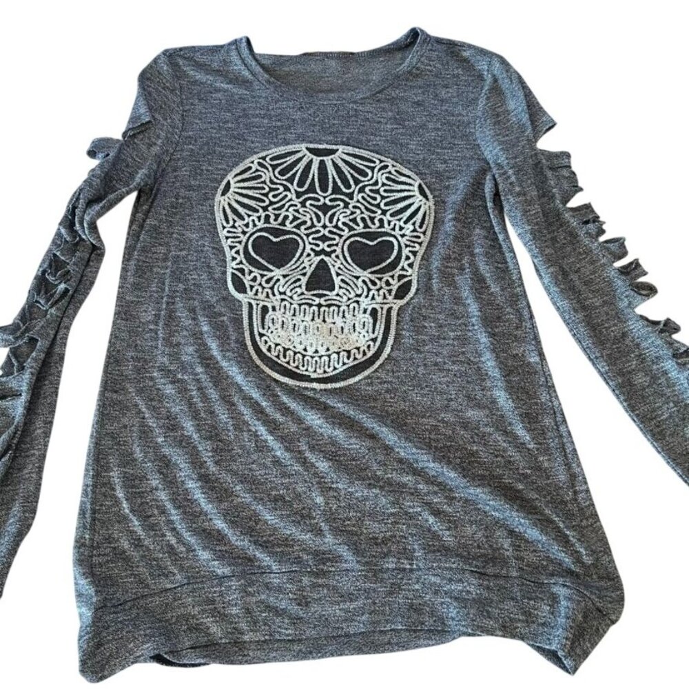 Gray Long-Sleeve Top With White Sugar Skull Design & Ladder Cutout Sleeves By Be
